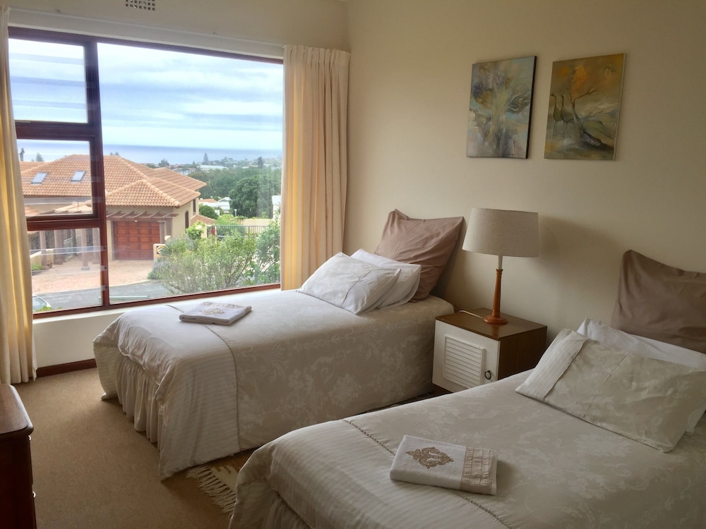 Hermanus Heights Villa 9/26