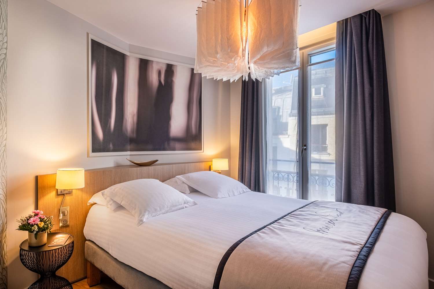 Junior Suite, Queen Bed, Sofa