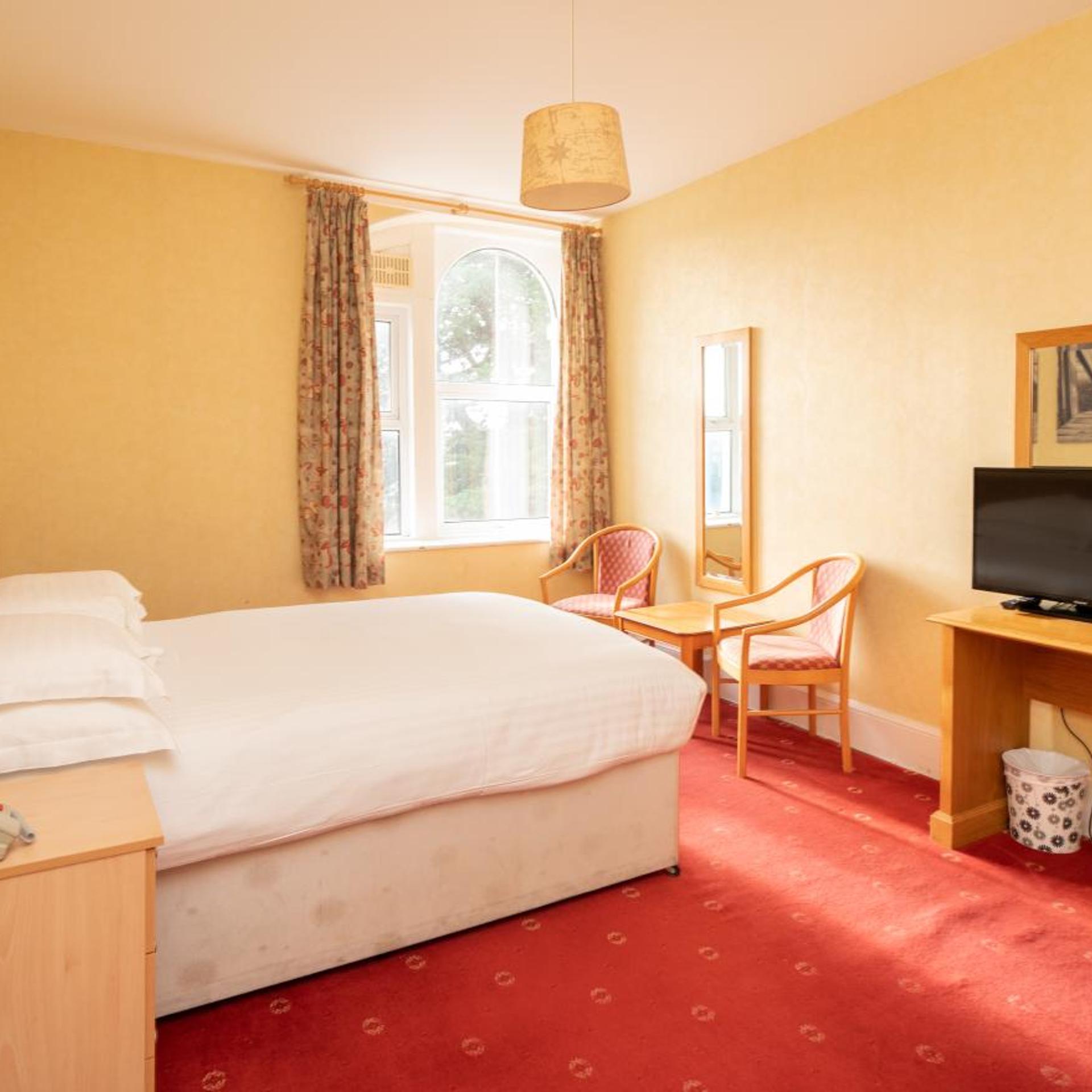 Lauriston Hotel 28/60