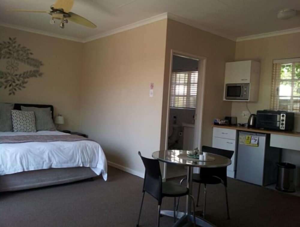 Suite, Multiple Beds, Sea View