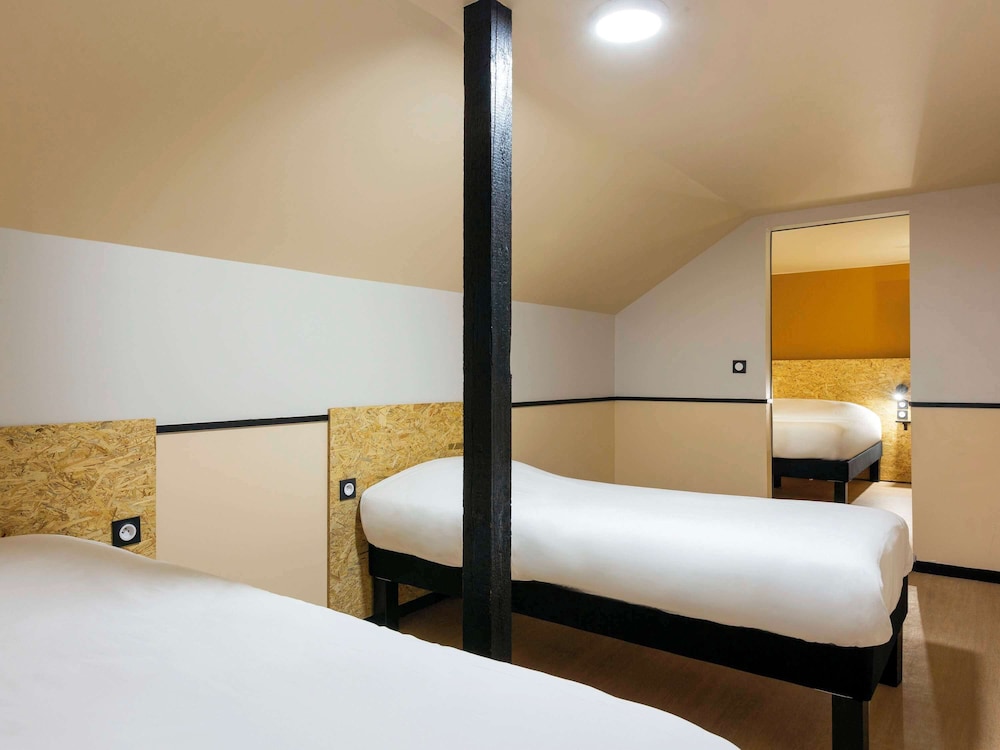 Greet Hotel Villeneuve La Garenne 16/50
