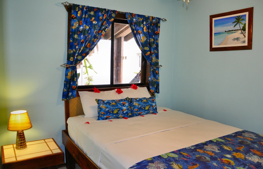 SUPERIOR, BUNGALOW, 2 QUEEN BEDS