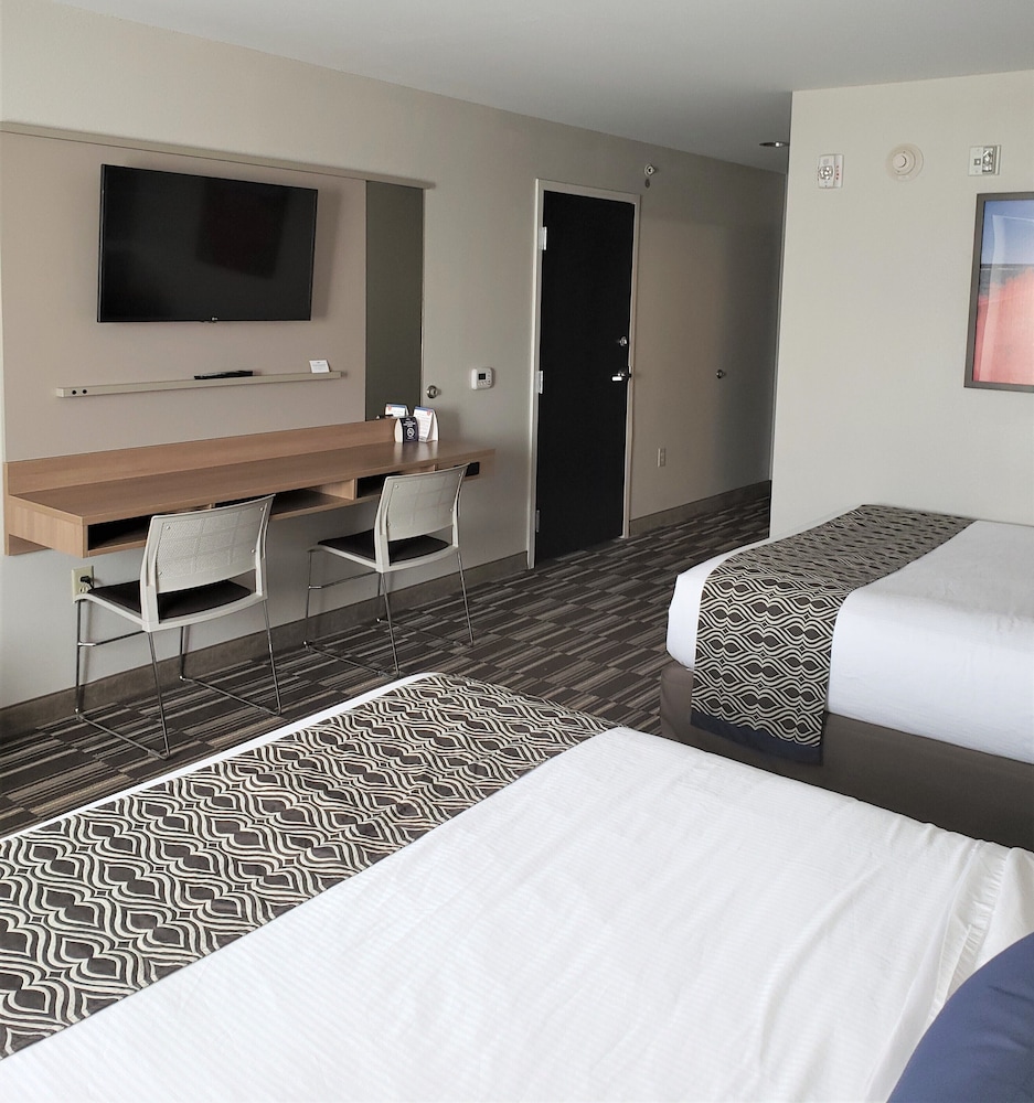 Microtel by Wyndham Penn Yan Finger Lakes Region 20/64