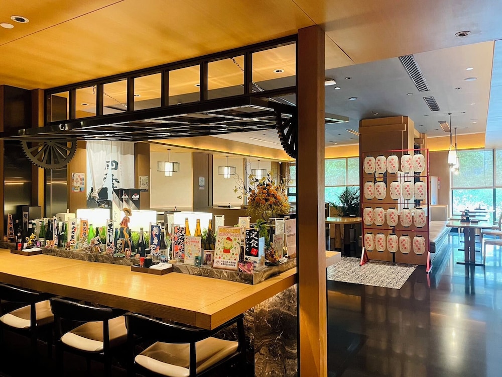 Yuwa Hotel 33/47