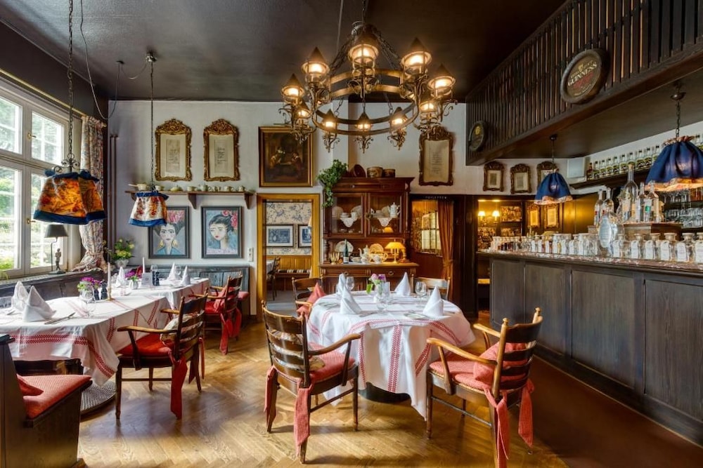 Hotel Restaurant Alt Vellern 40/48