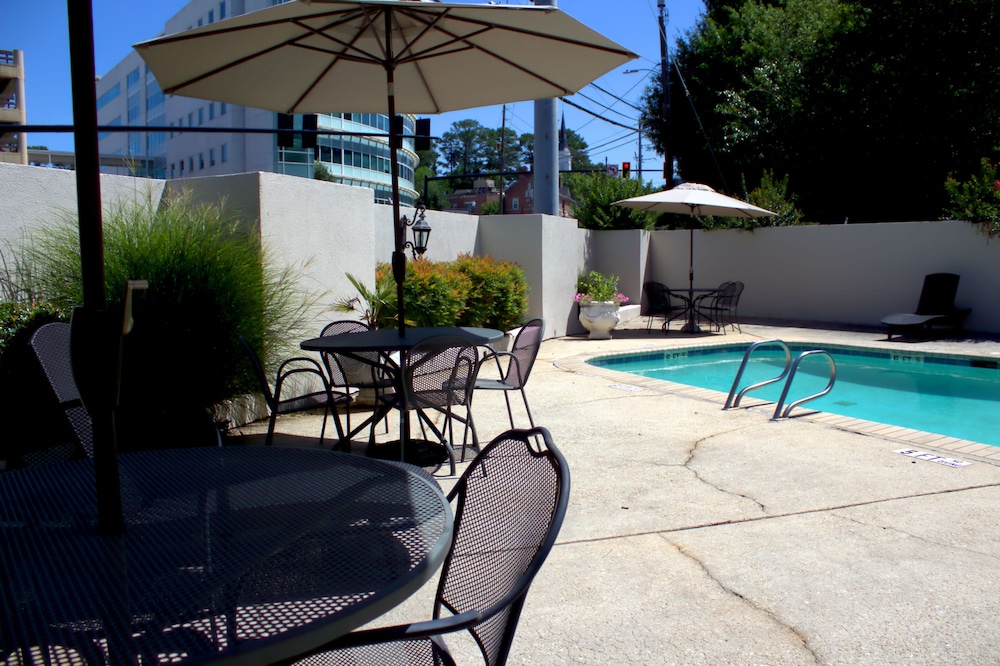 University Inn At Emory 6/34