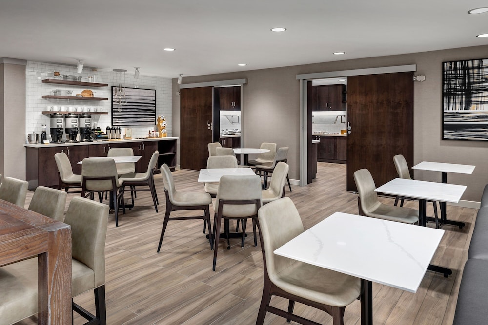 Residence Inn Portland Clackamas 27/49