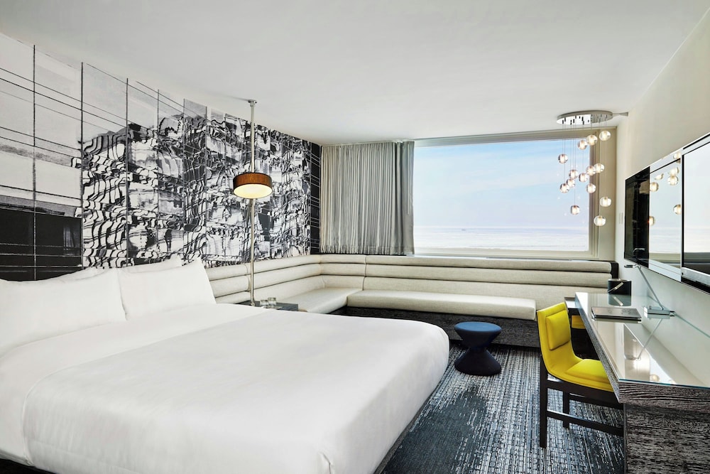 Room at The Wade, CHICAGO - IL
