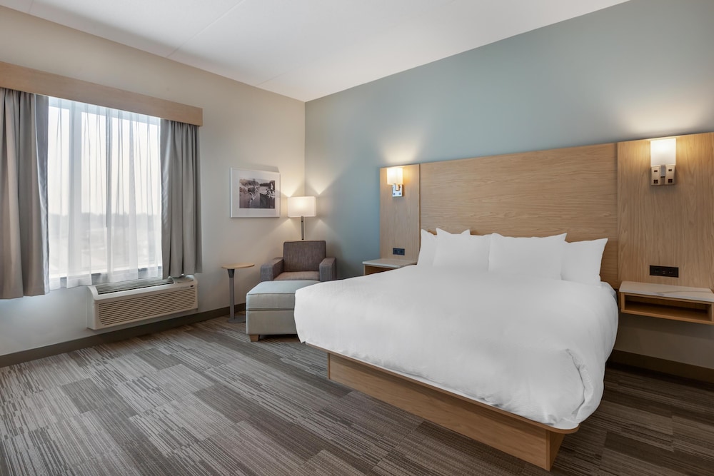 Best Western Plus Kawartha Lakes Hotel & Suites 13/52