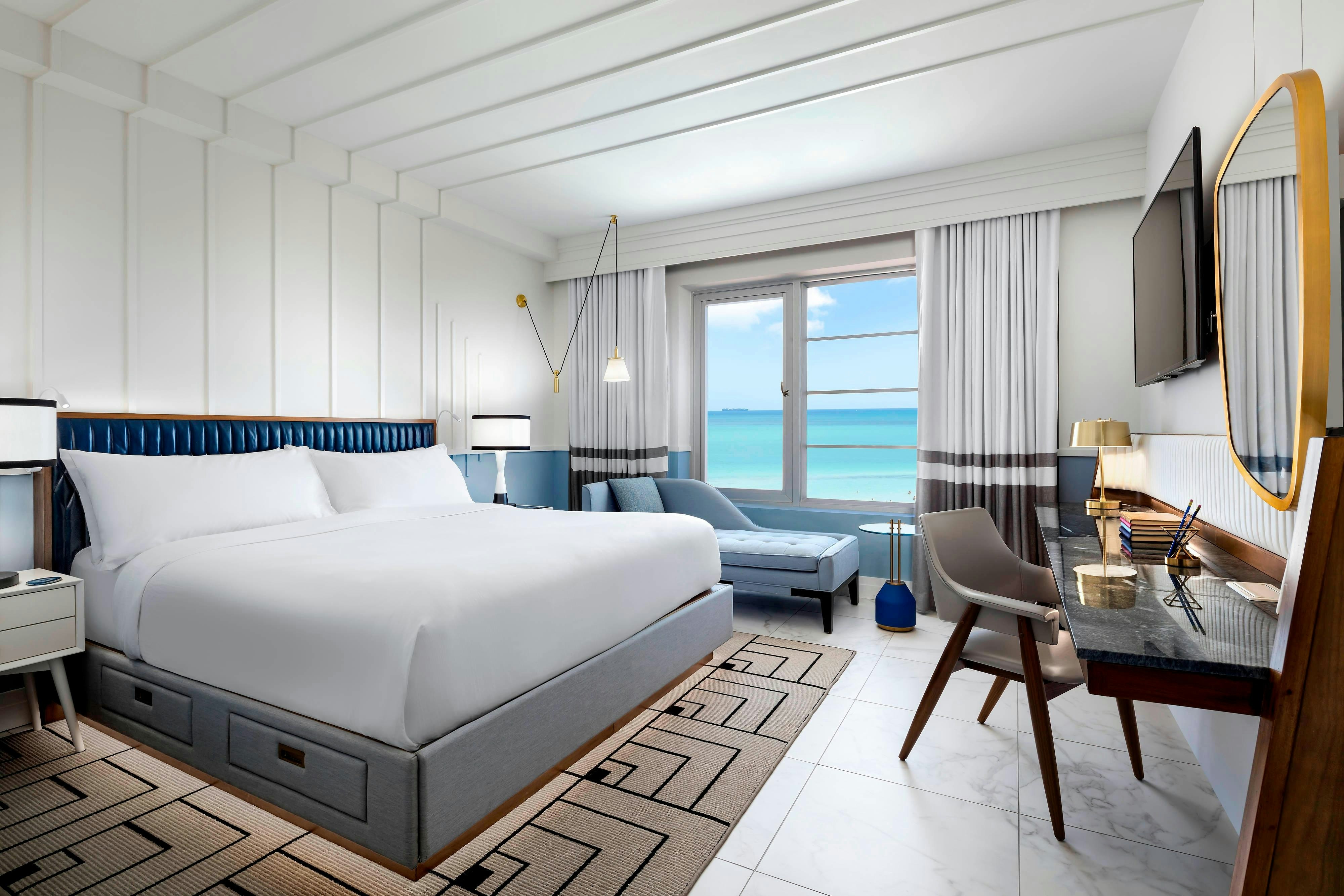 Room, Ocean Front