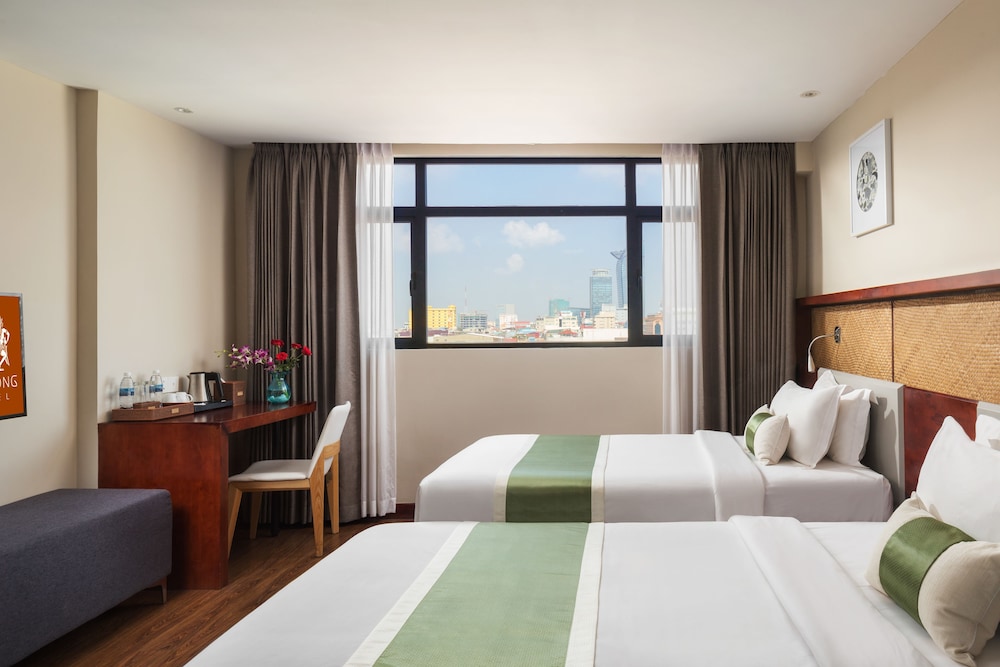 SUPERIOR, TWIN BEDS