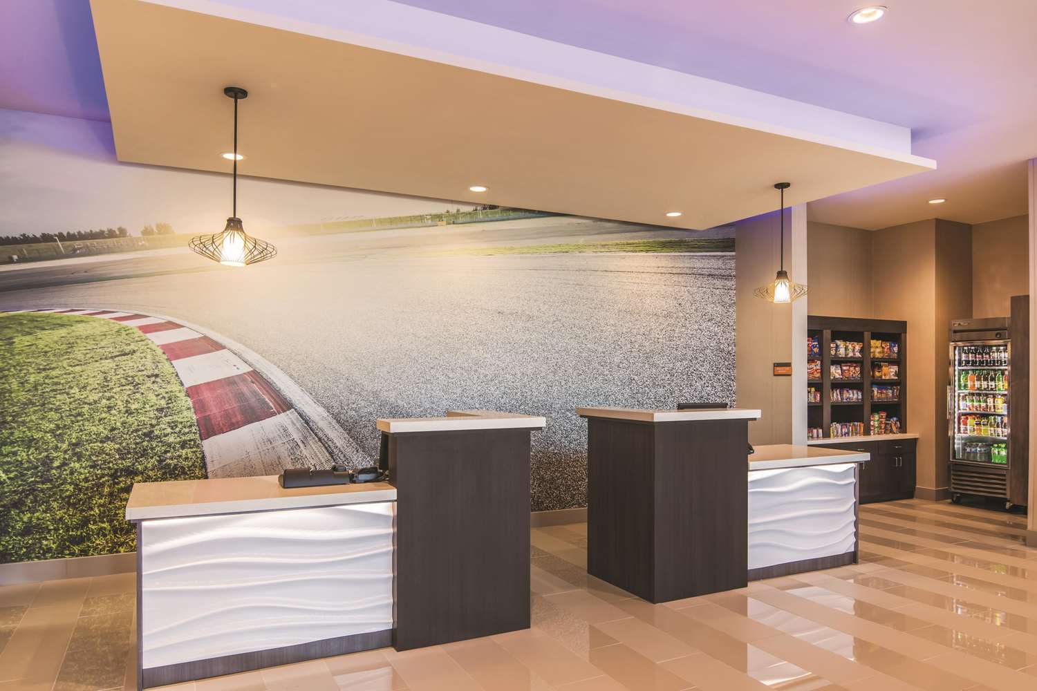 La Quinta Inn And Suites by Wyndham McDonough 6/41