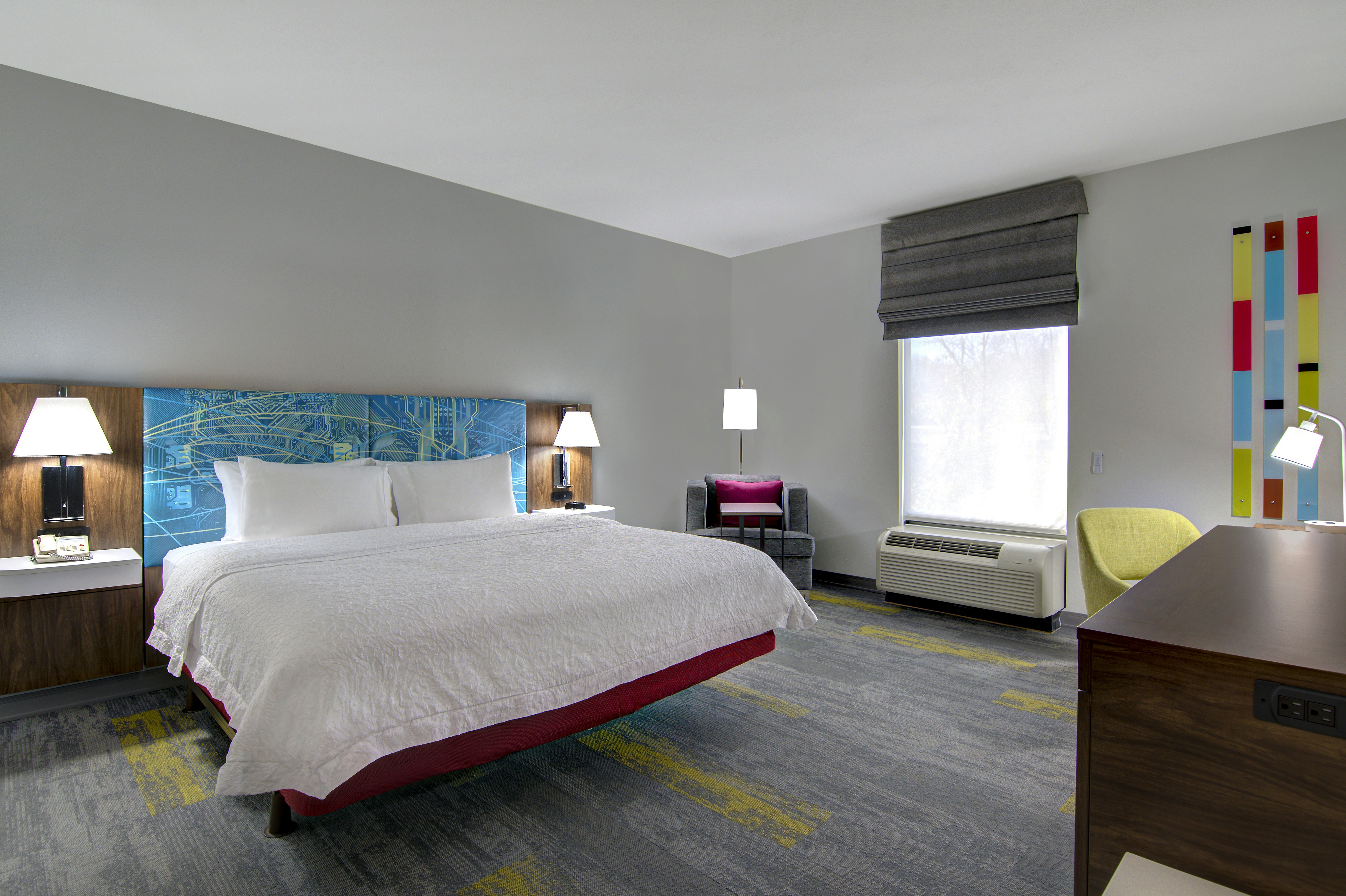 غرفة قياسية بسرير كينج، Hampton Inn Fayetteville 2/5