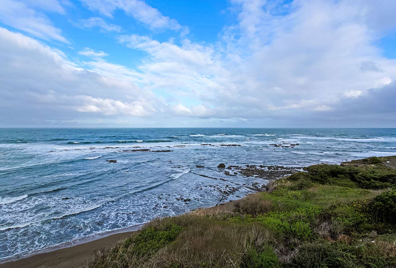 Clarion Inn Surfrider Resort 18/25