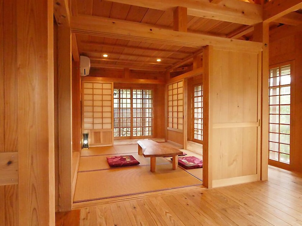 Kataakino Sato 22/50
