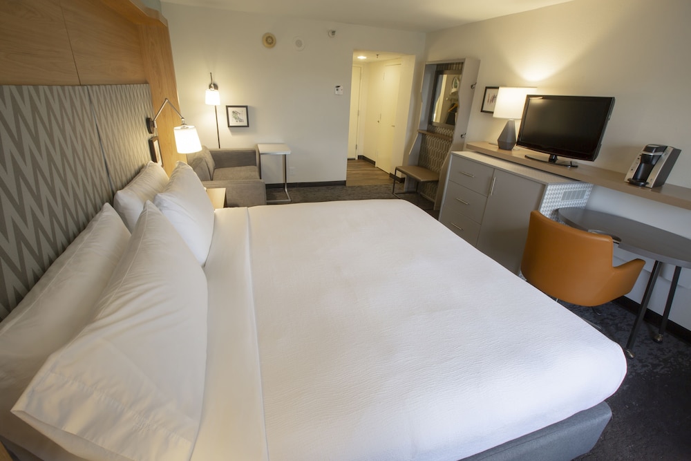 Holiday Inn Orlando International Airport 12/72