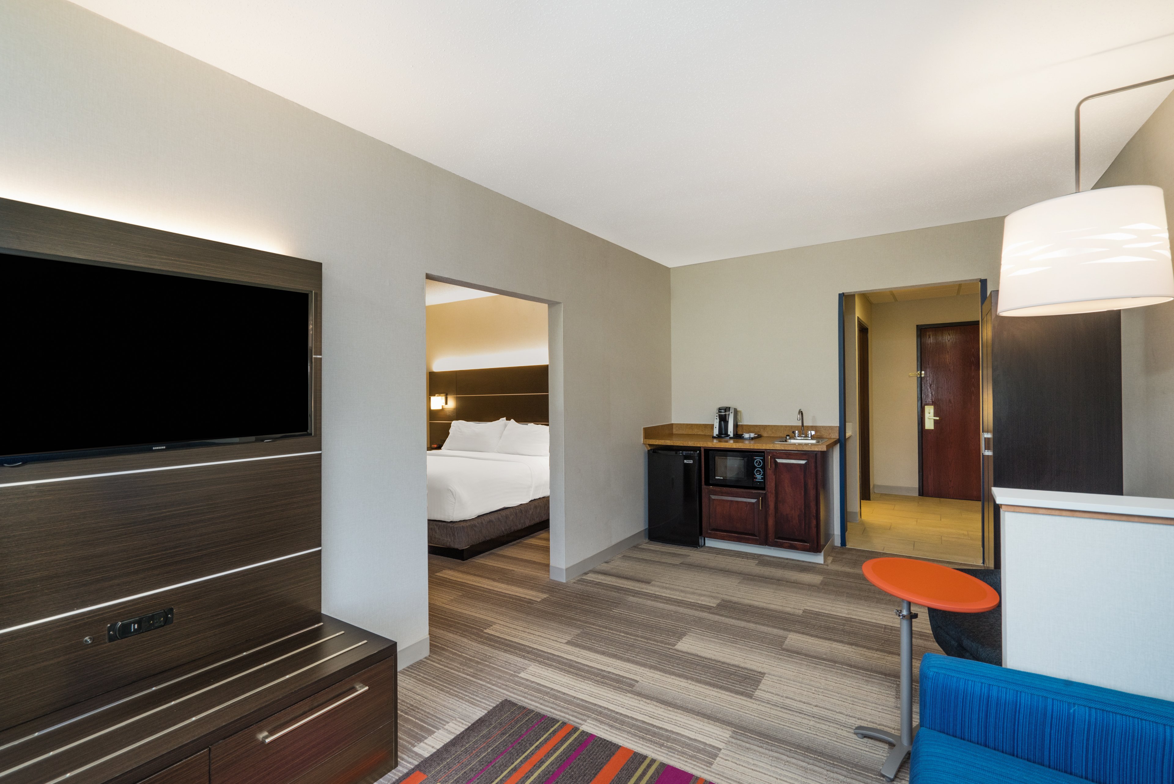 Holiday Inn Express Bloomsburg 15/74
