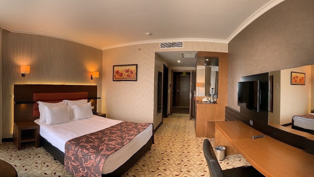 Ramada By Wyndham Tekirdag 6/59