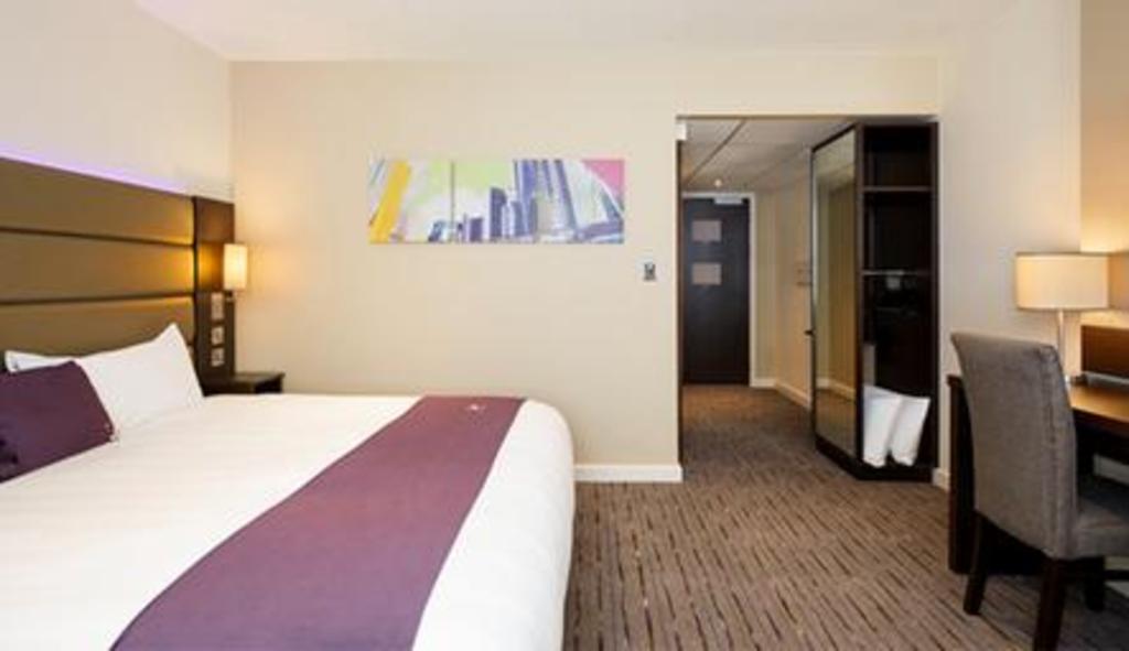 Premier Inn Holyhead 11/25