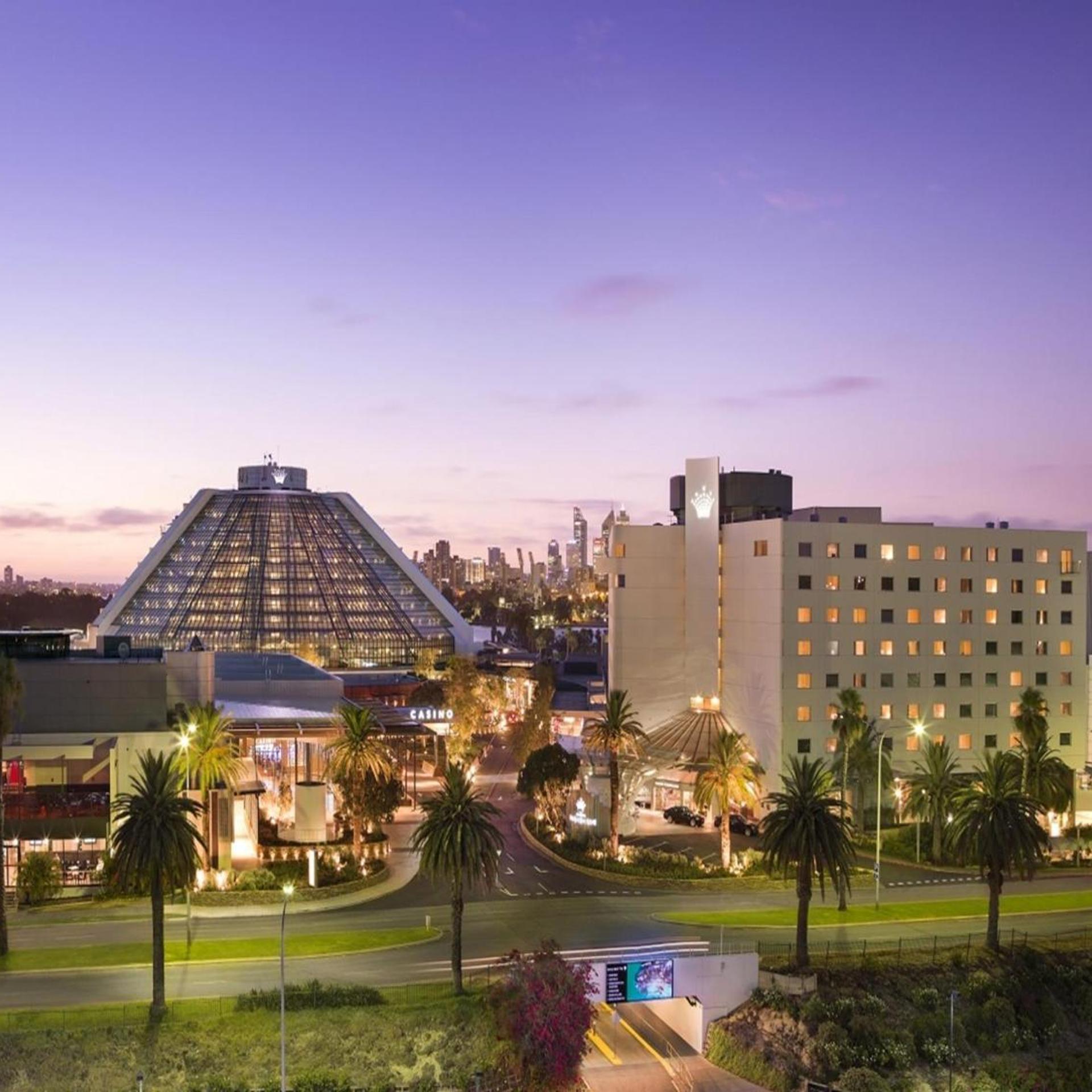 CROWN PROMENADE PERTH in PERTH