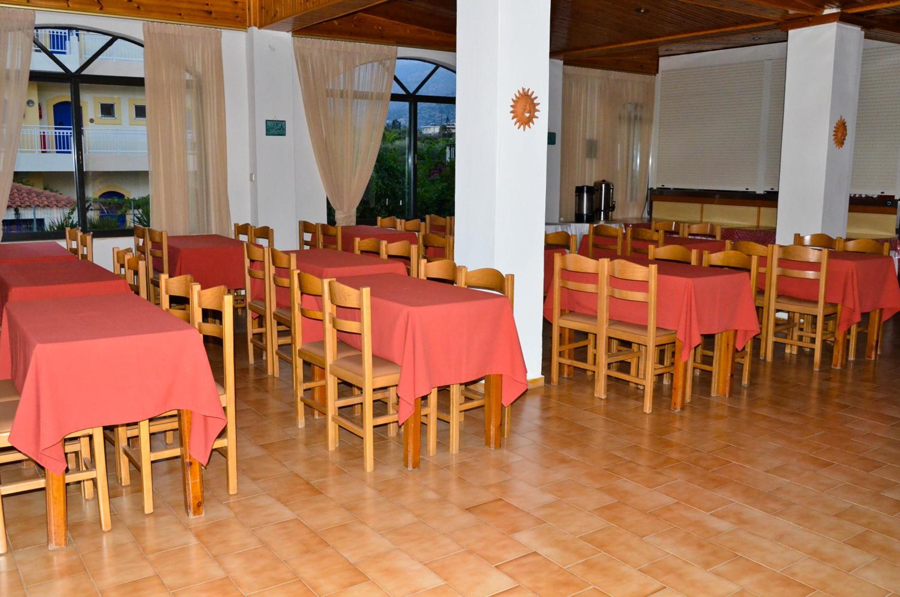 Niko Elen Hotel 44/66
