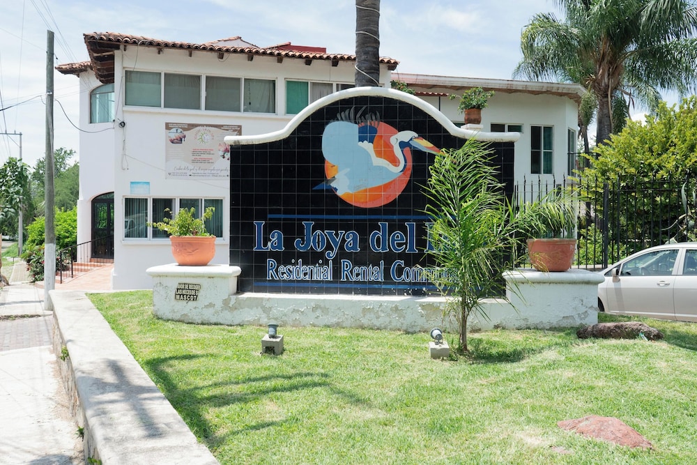 Capital O La Joya Del Lago 7/59