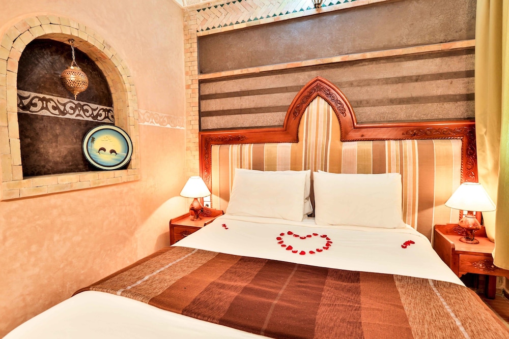 Riad Nakhla 25/62
