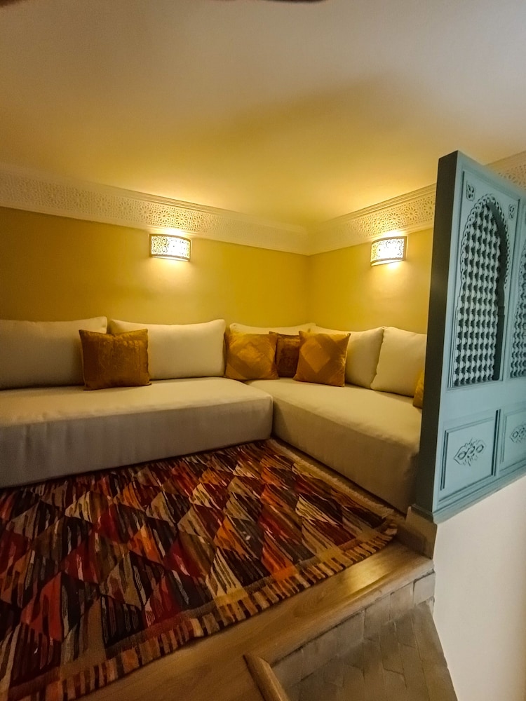 Riad Jalina 19/58