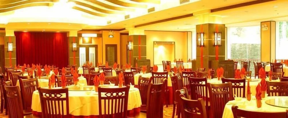 XI'AN HOTEL 36/50