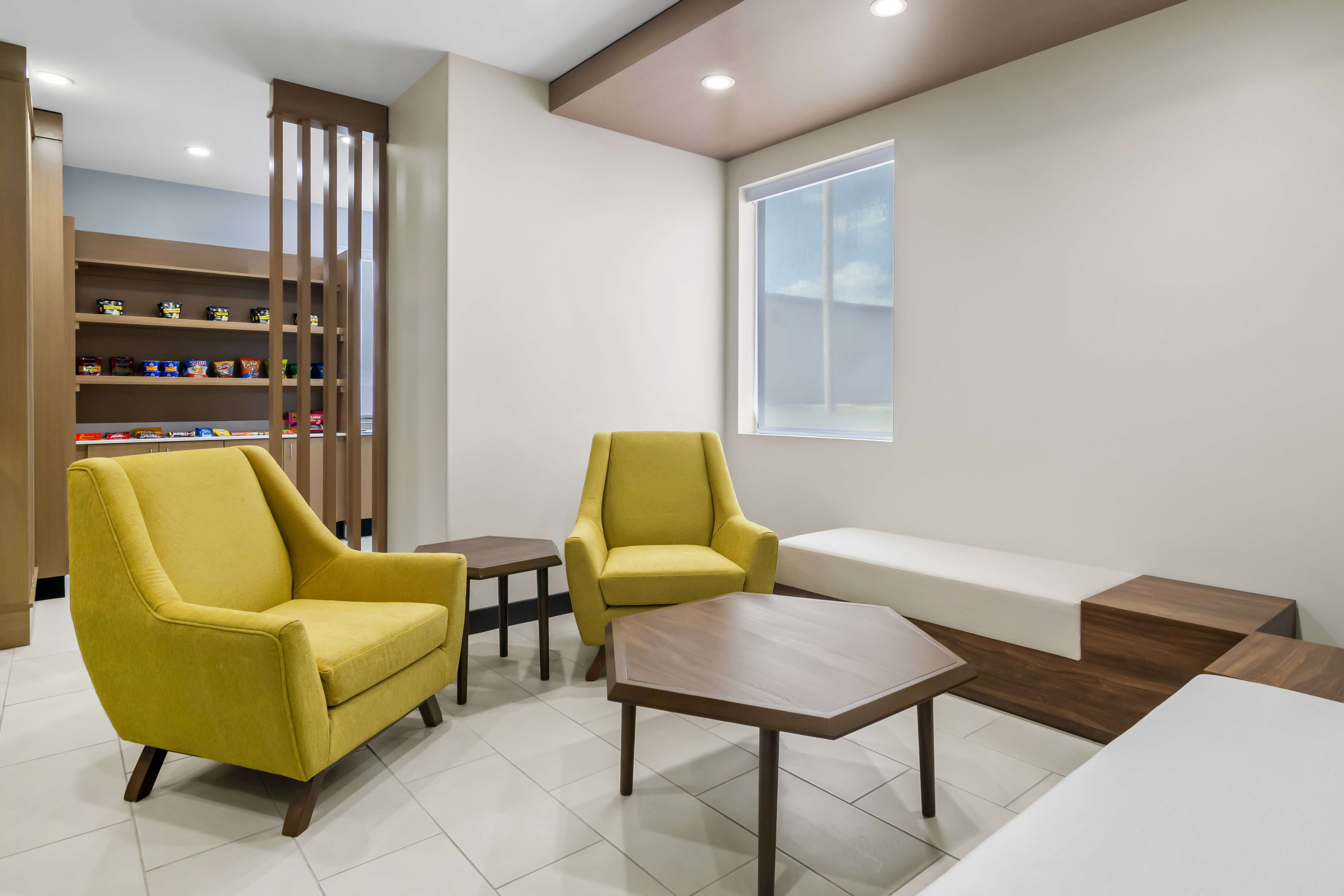 Holiday Inn Express And Suites Joplin Southeast by IHG 38/58