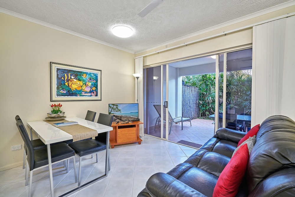 NORTH COVE WATERFRONT SUITES 35/58