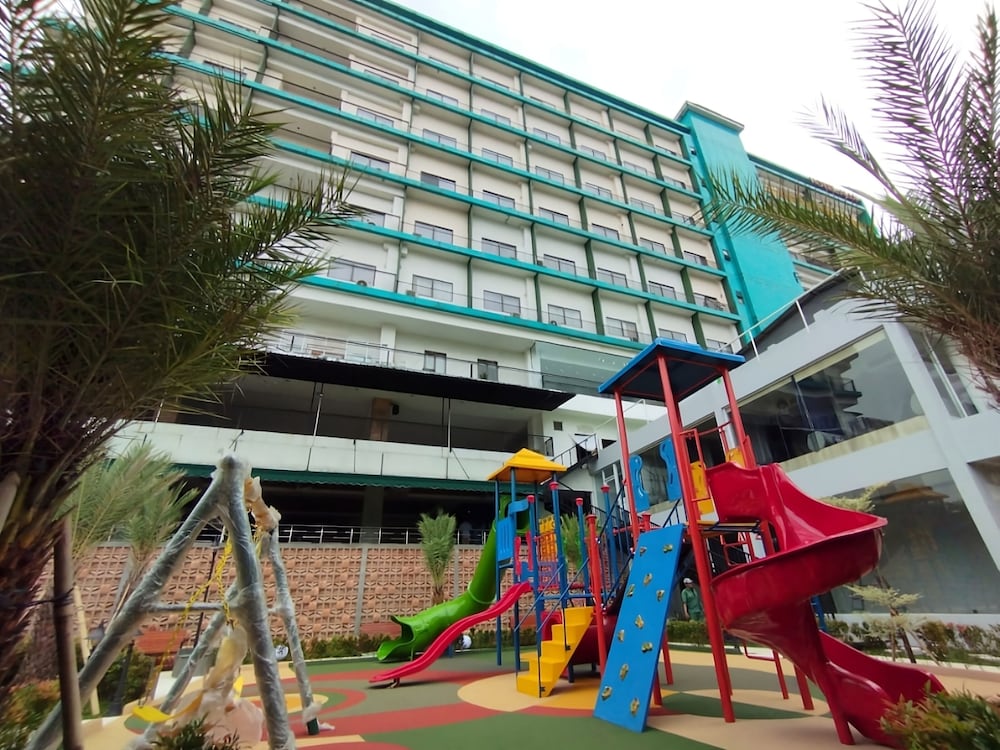 Hotel Gren Alia Jakarta 19/23