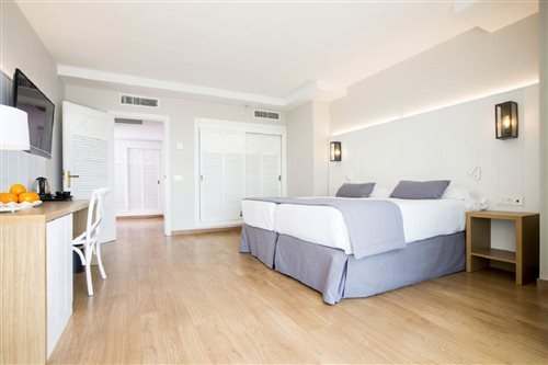 Superior, Double or Twin Bed