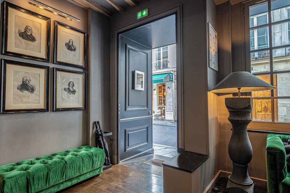 Hotel Saint Louis En L Isle 42/64