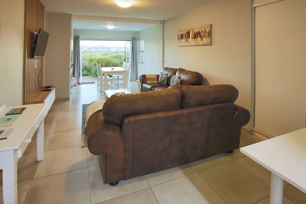 4 Bella Casa Self Catering 25/50