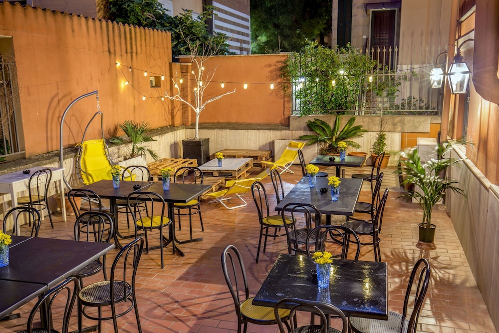 Free Hostels Roma 43/50