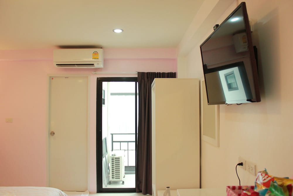 DON MUEANG AIRPORT MODERN BANGKOK HOTEL 11/20