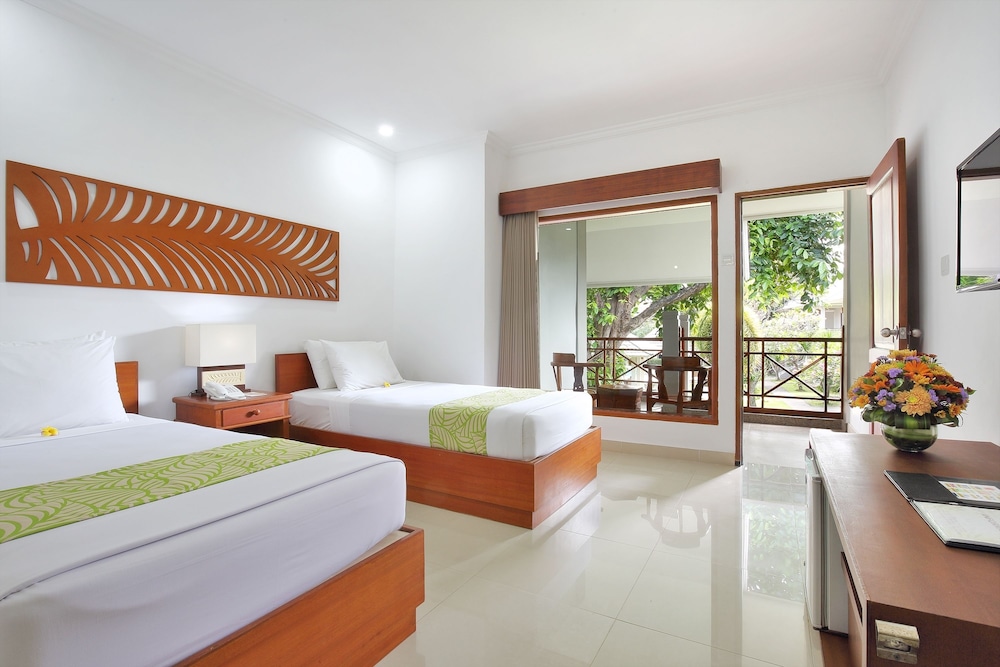 DEWI SRI HOTEL 23/70