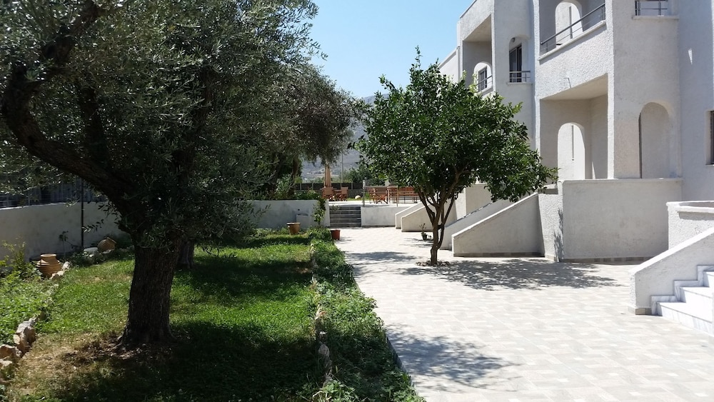 Saint George Resort 50/60