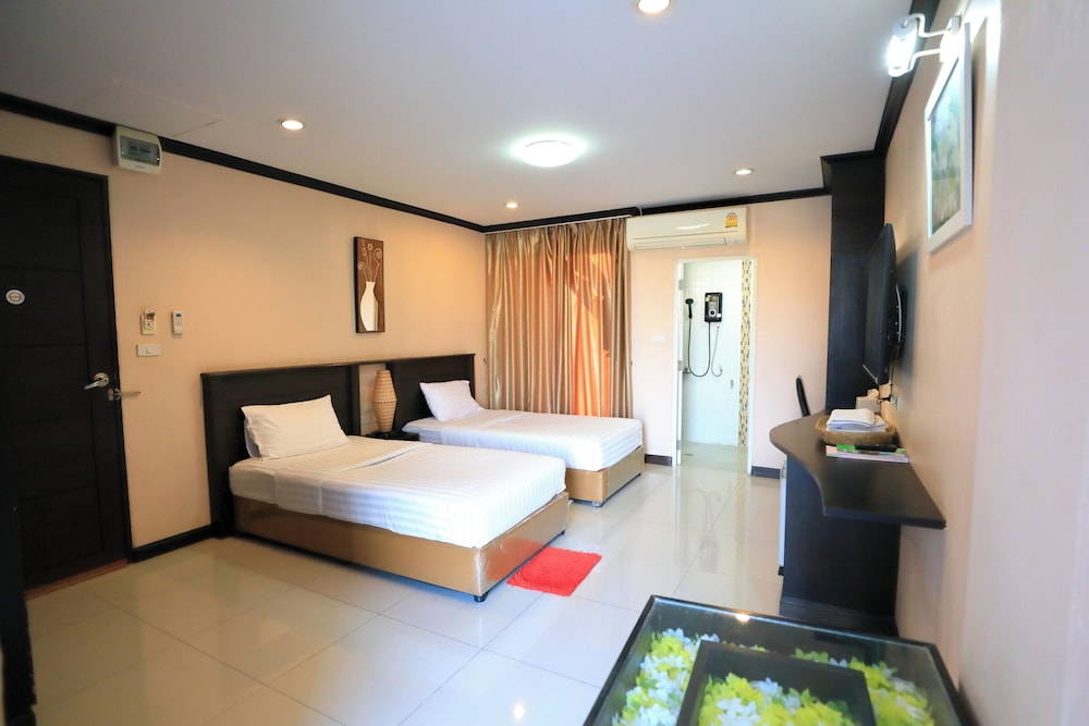 Triton Place 23/52