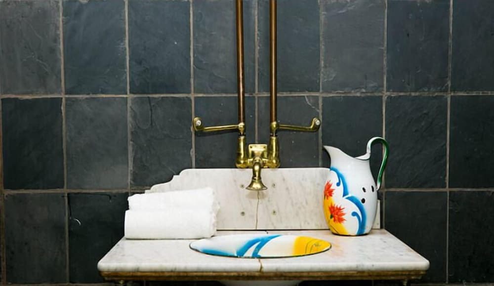 Sandton Farmhouse Executive B&B 38/38