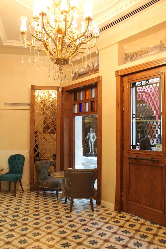 Ada Karakoy Hotel 44/60