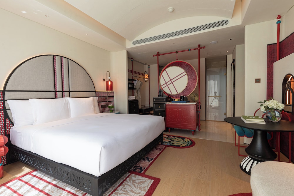غرفة قياسية بسرير كينج، Hotel Indigo Sayram Lake by IHG 2/6