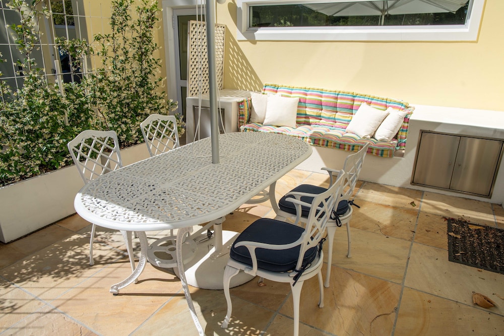 Constantia Cottages 25/50