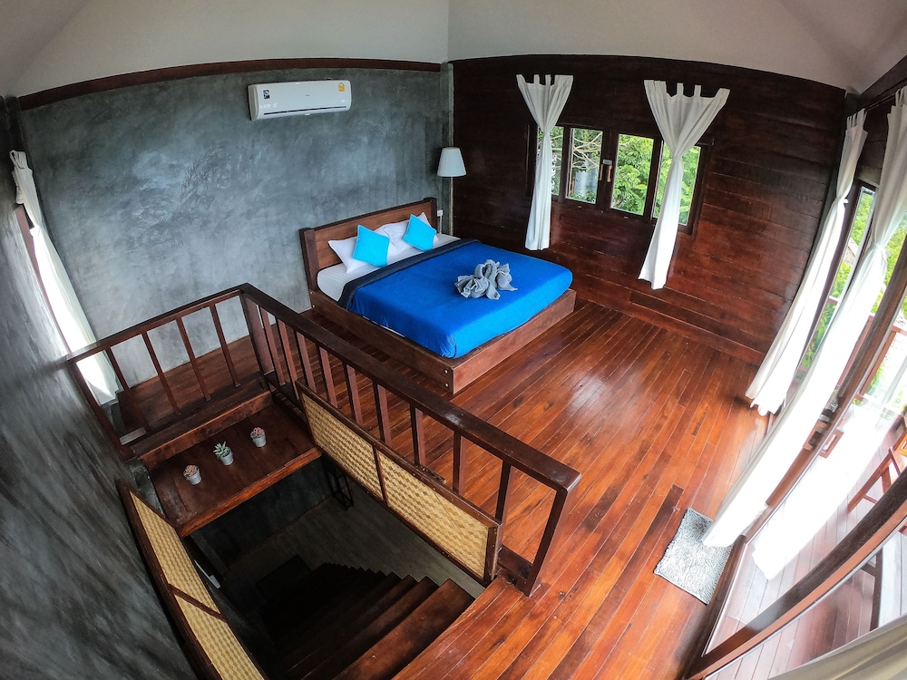 Blue Heaven Resort Koh Tao 9/26