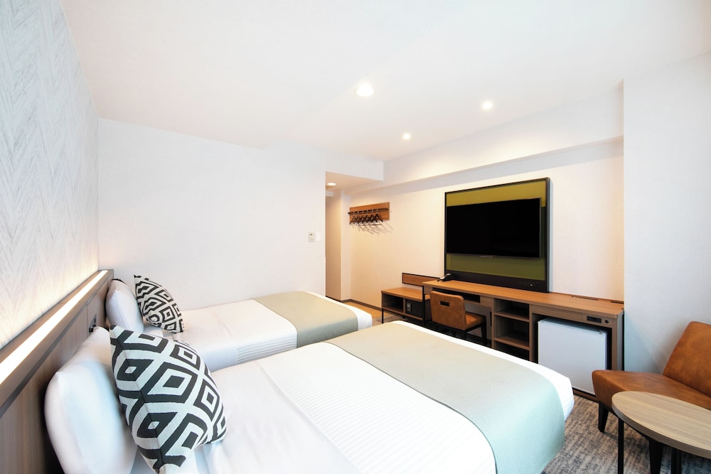Superior, Twin Beds, No Cleaning Services