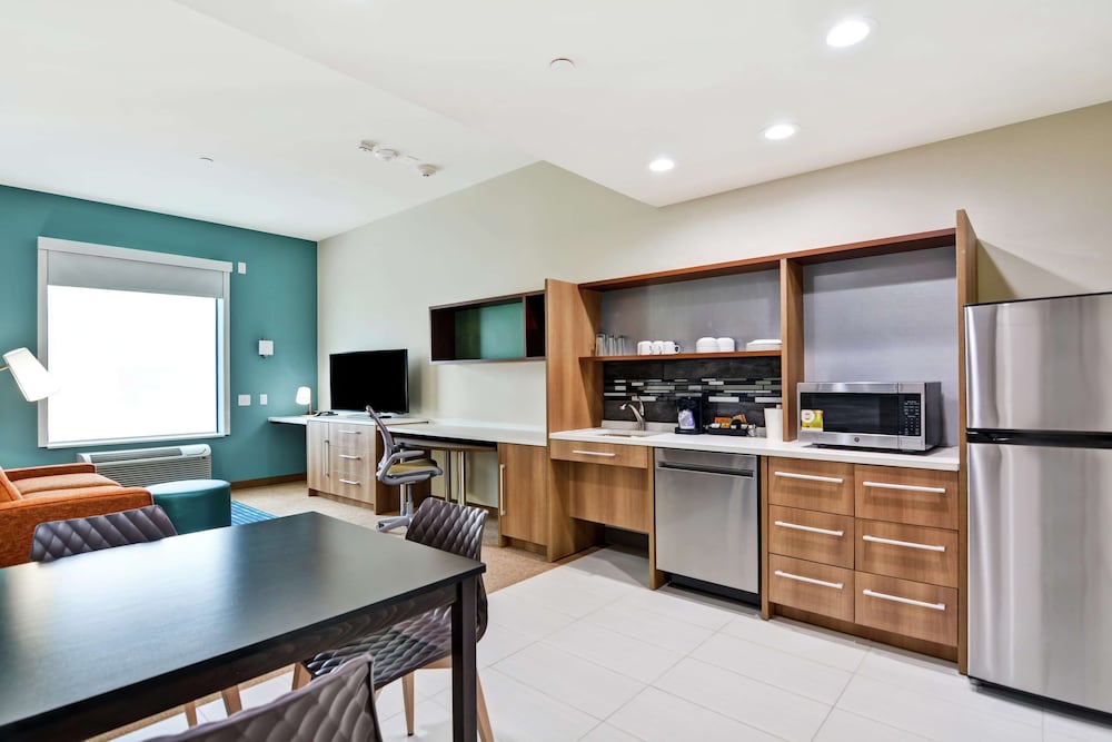 Home2 Suites by Hilton Bedford DFW West 37/48