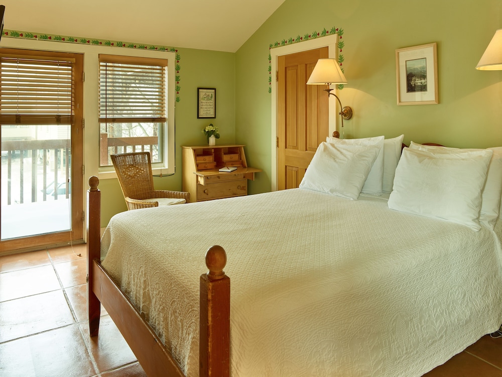 The Alpine House Lodge & Cottages 8/45