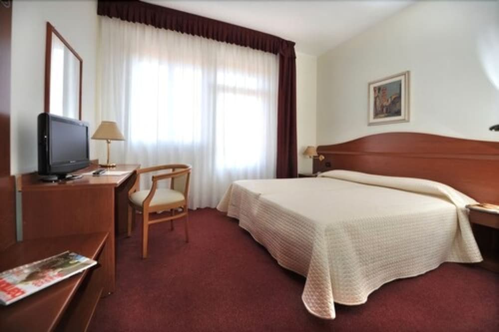Hotel Sole 21/66