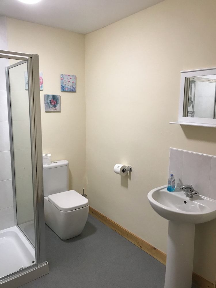 Beech Hill House B & B 44/50